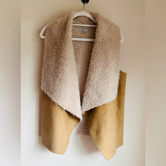Bass Faux Suede & Sherpa Vest - Size M - Picture 2 of 10